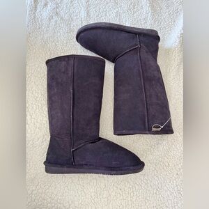 Bearpaw boots size 11